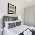 Beautiful Beachfront Apartment